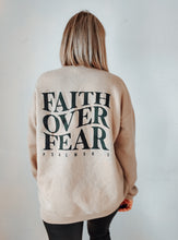 Lade das Bild in den Galerie-Viewer, Sweater 'fearless' UNISEX