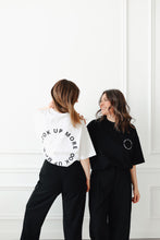 Lade das Bild in den Galerie-Viewer, Look up more - Oversize Shirt unisex (schwarz)