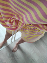 Lade das Bild in den Galerie-Viewer, T-Shirt oversize - Stripes (sweat)