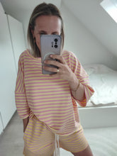 Lade das Bild in den Galerie-Viewer, T-Shirt oversize - Stripes (sweat)