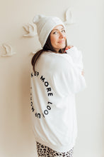 Lade das Bild in den Galerie-Viewer, LOOK UP MORE - UNISEX Sweater